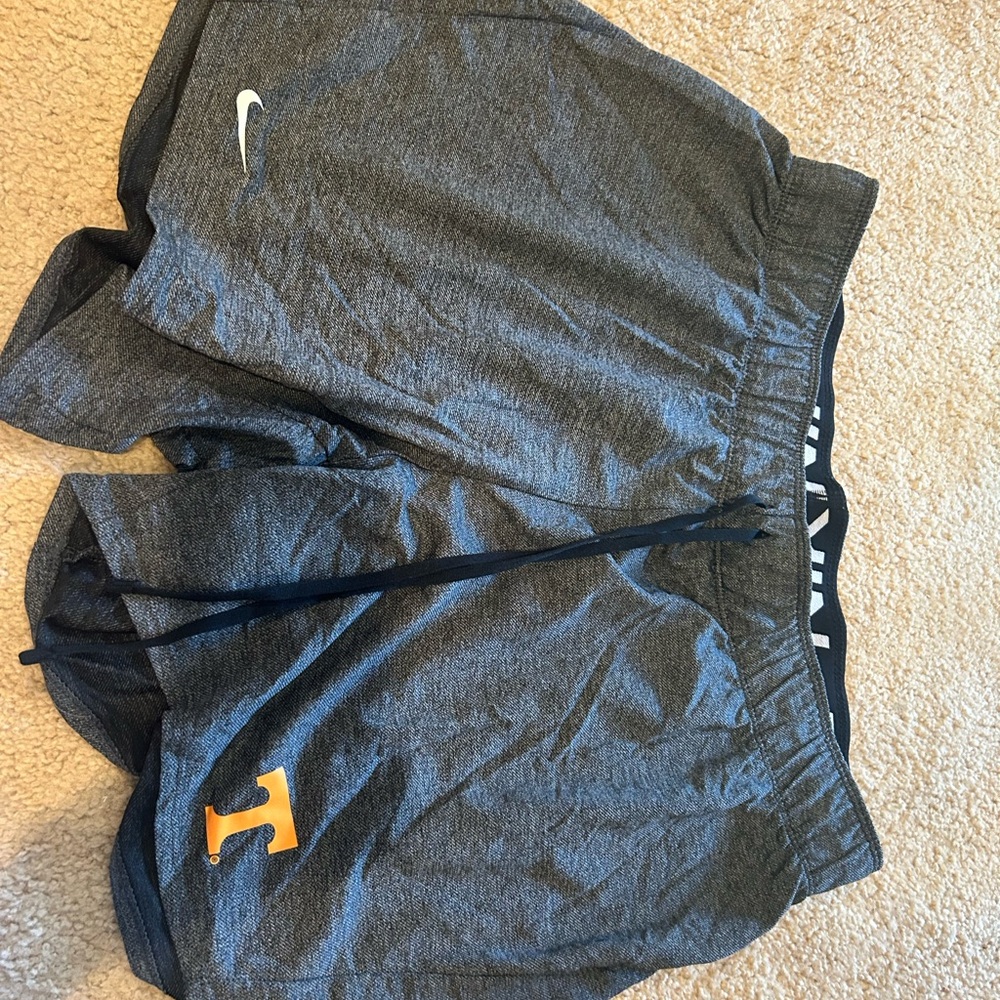 Nike Men's Gray Athletic Shorts
